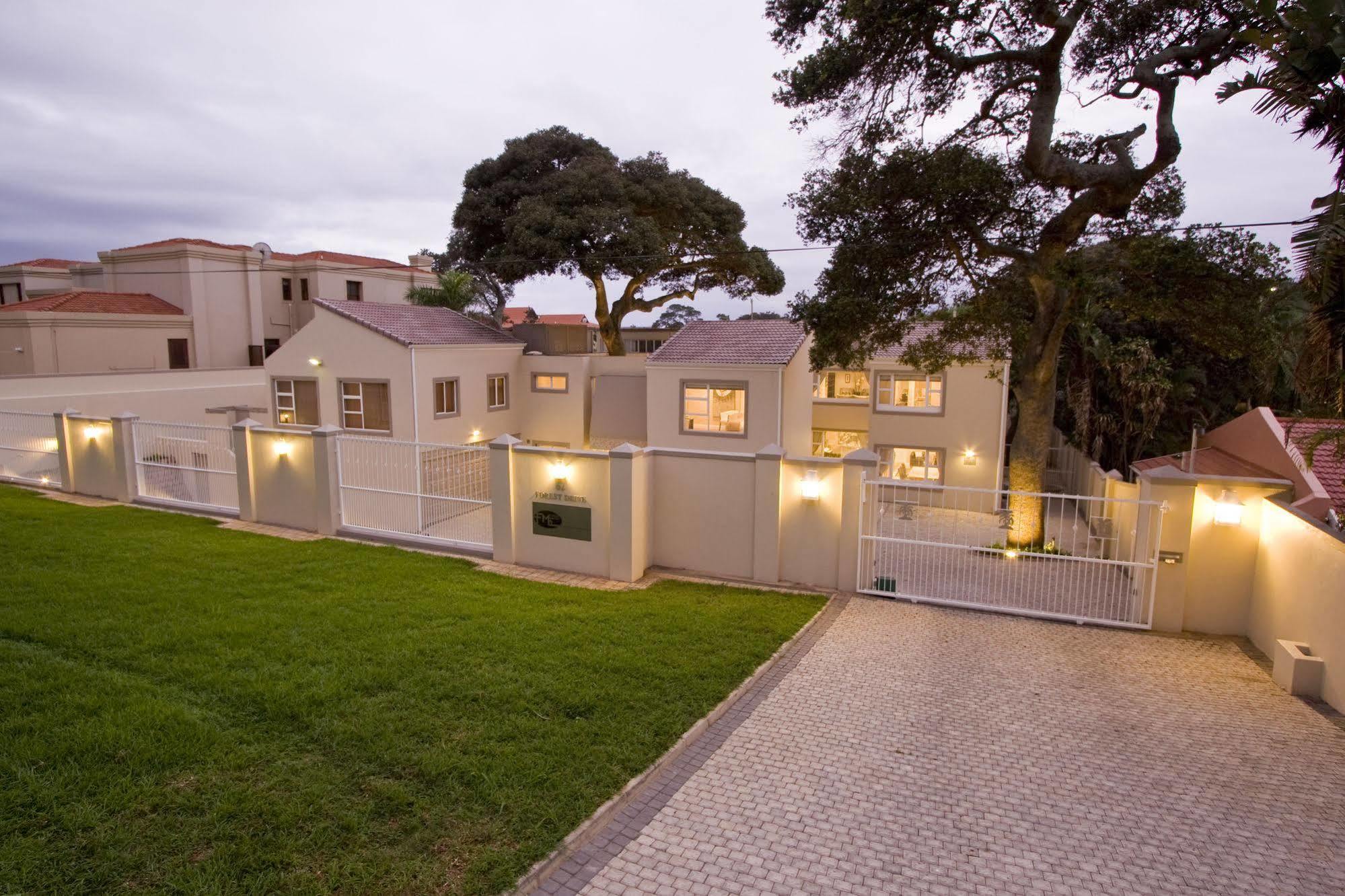 Forest Manor Boutique Guesthouse Умхланга Экстерьер фото