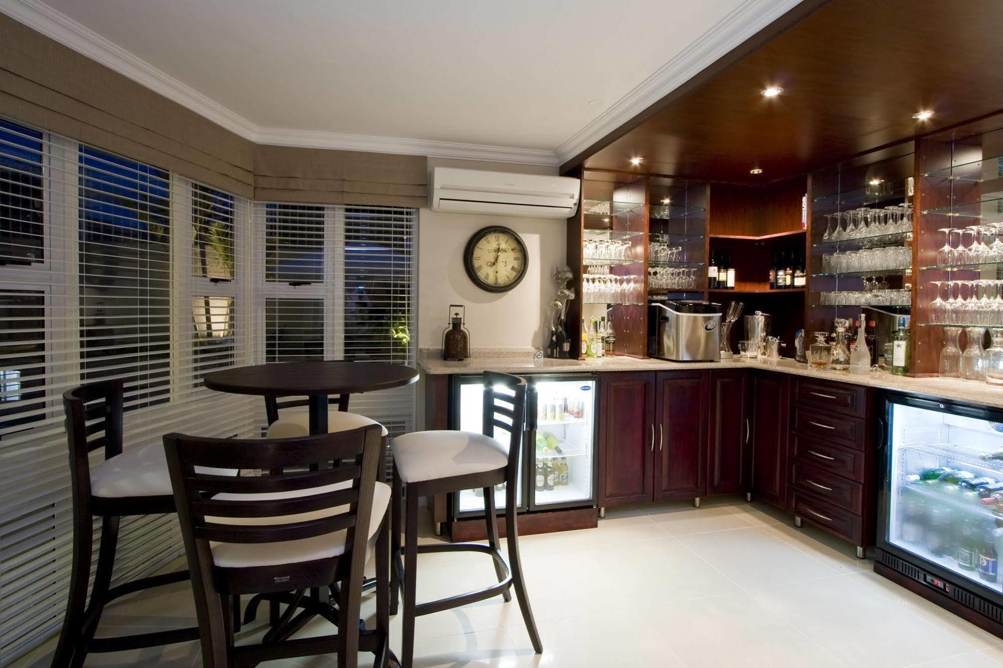 Forest Manor Boutique Guesthouse Умхланга Экстерьер фото