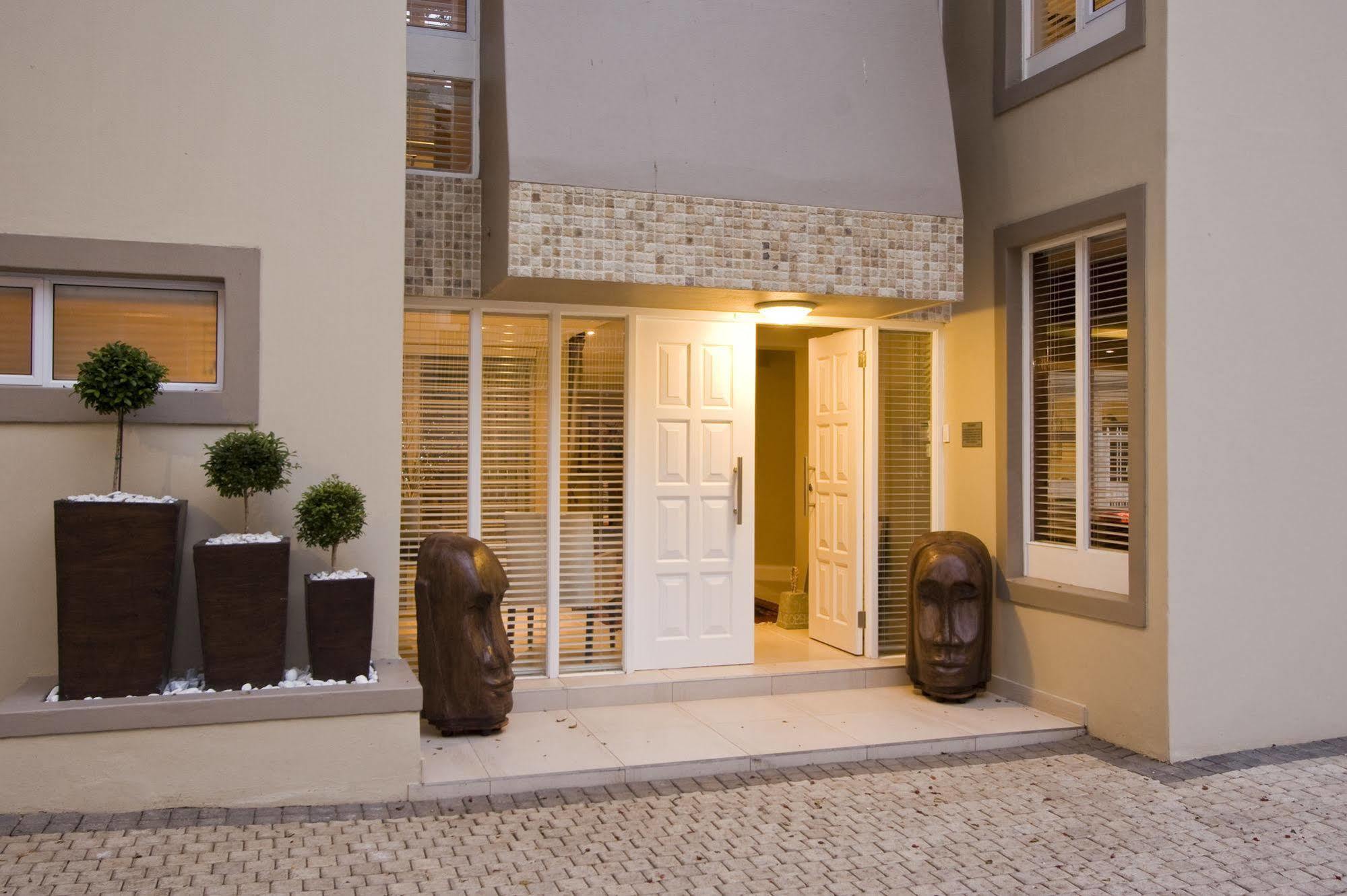 Forest Manor Boutique Guesthouse Умхланга Экстерьер фото