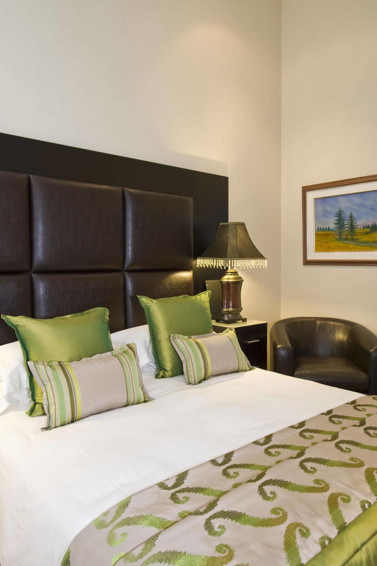 Forest Manor Boutique Guesthouse Умхланга Экстерьер фото